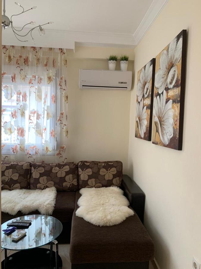 Myparalia Apartament ***** Luaran gambar